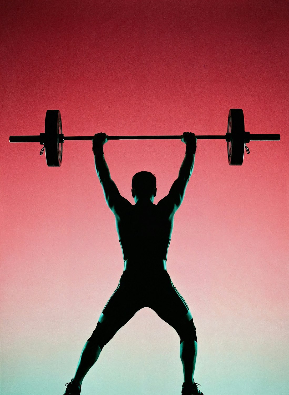 Engaging in discussions at the gym can sometimes reveal common myths versus evidence-based practices in powerlifting.