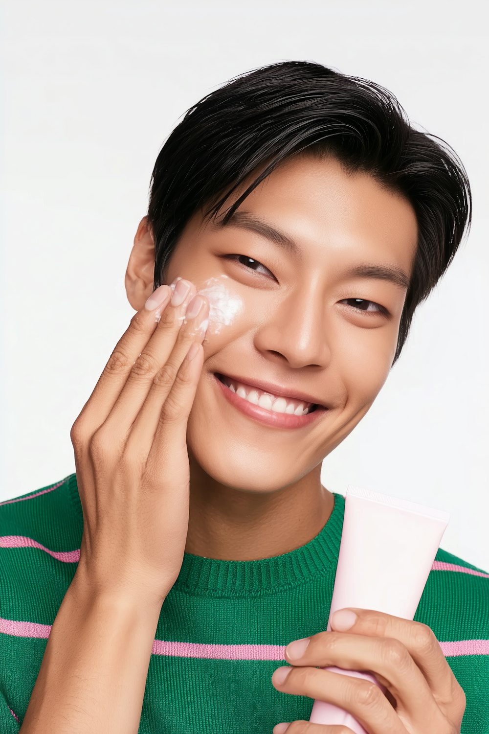 Consistent use of vitamin C serum for 90 days can lead to brighter, more even-toned skin and reduced irritation.